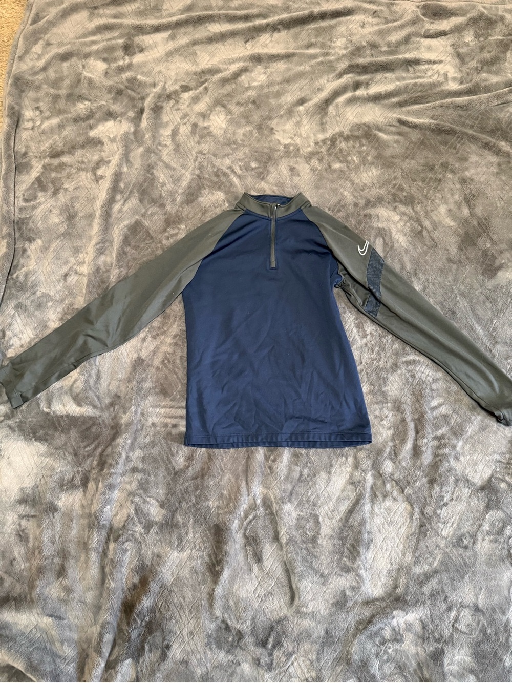 Nike Girls Navy and Grey Long-Sleeve Half Zip